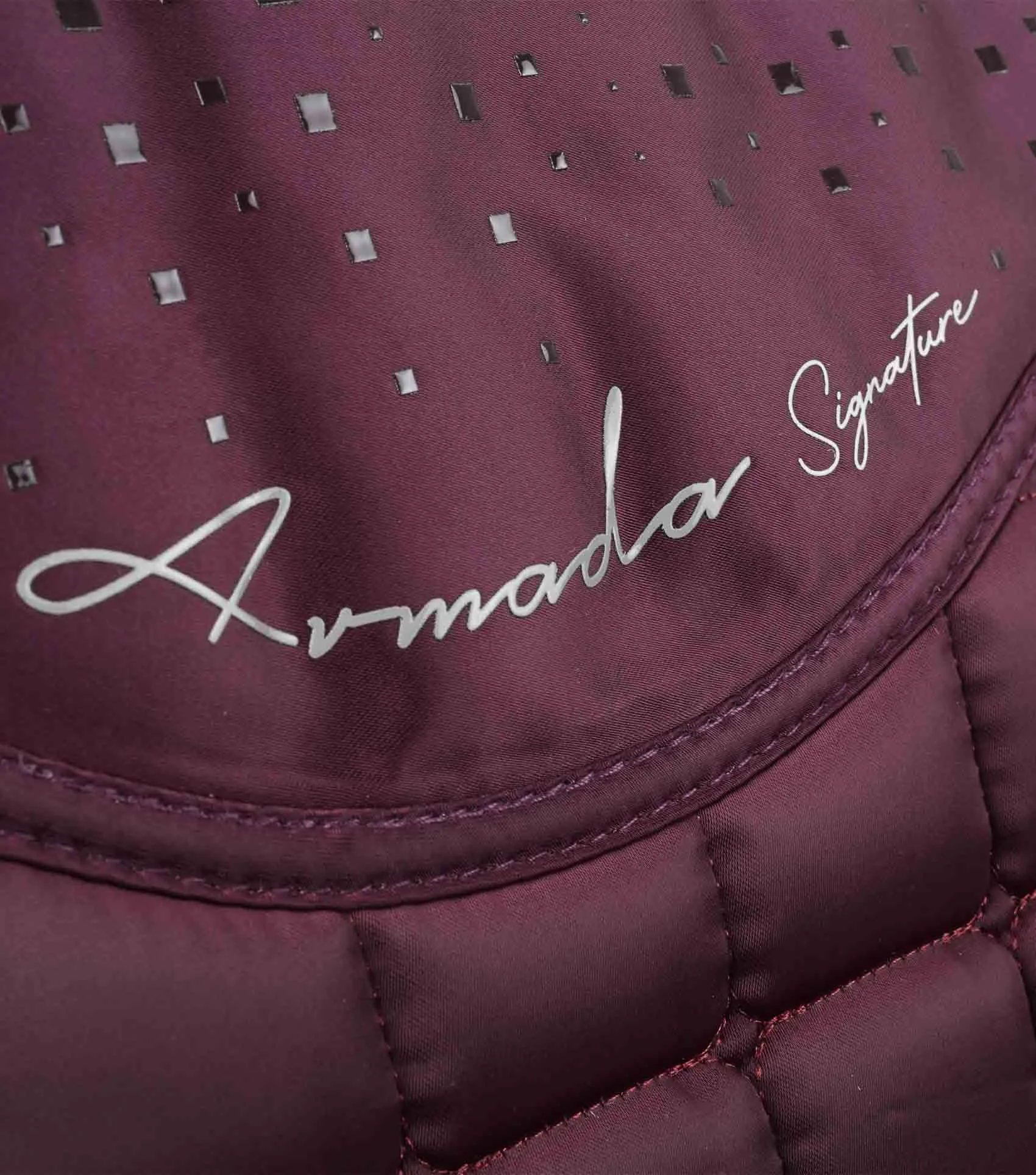 Armada Close Contact Dressage Square Wine