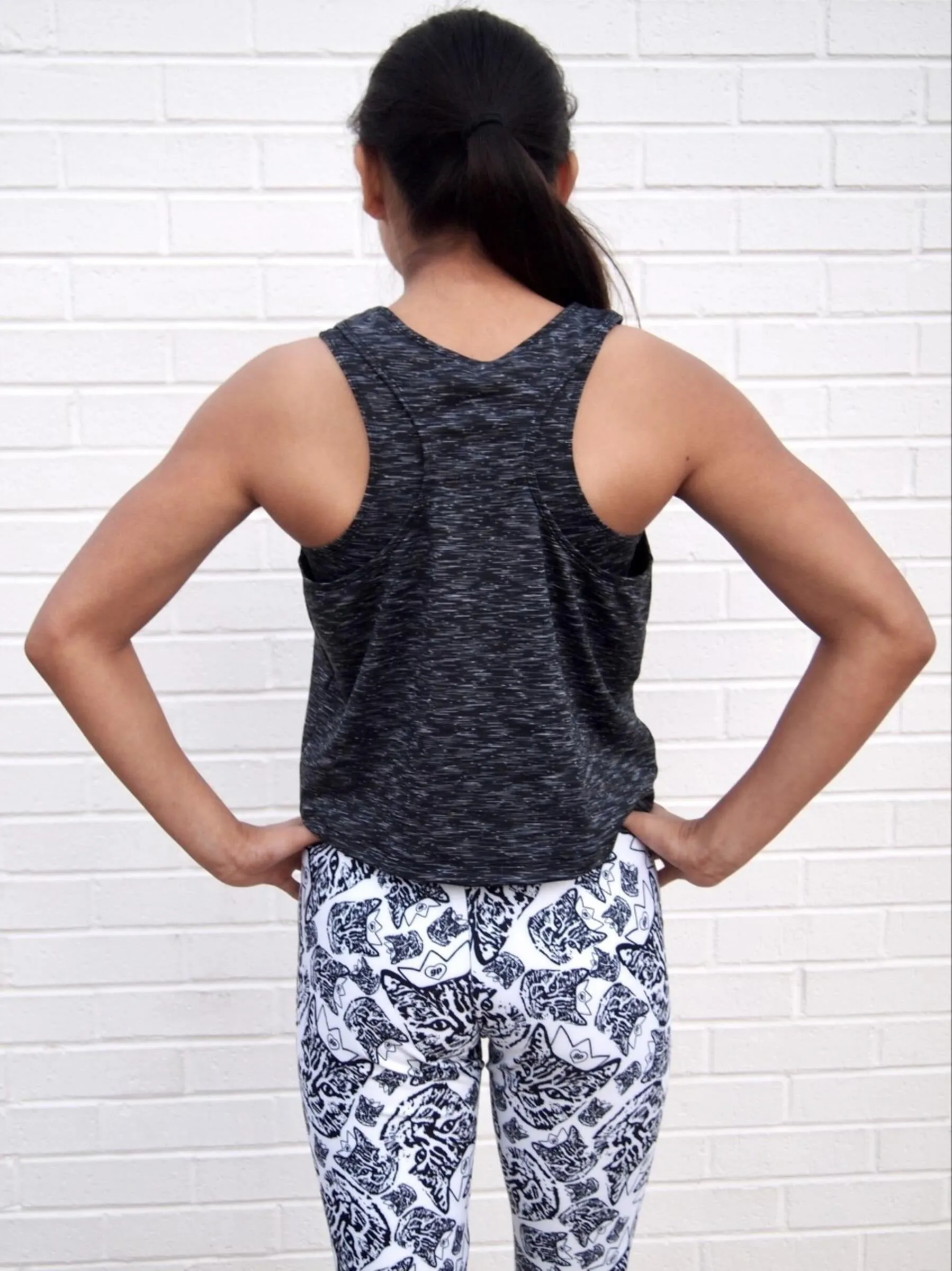 Black Strata Crop Tank