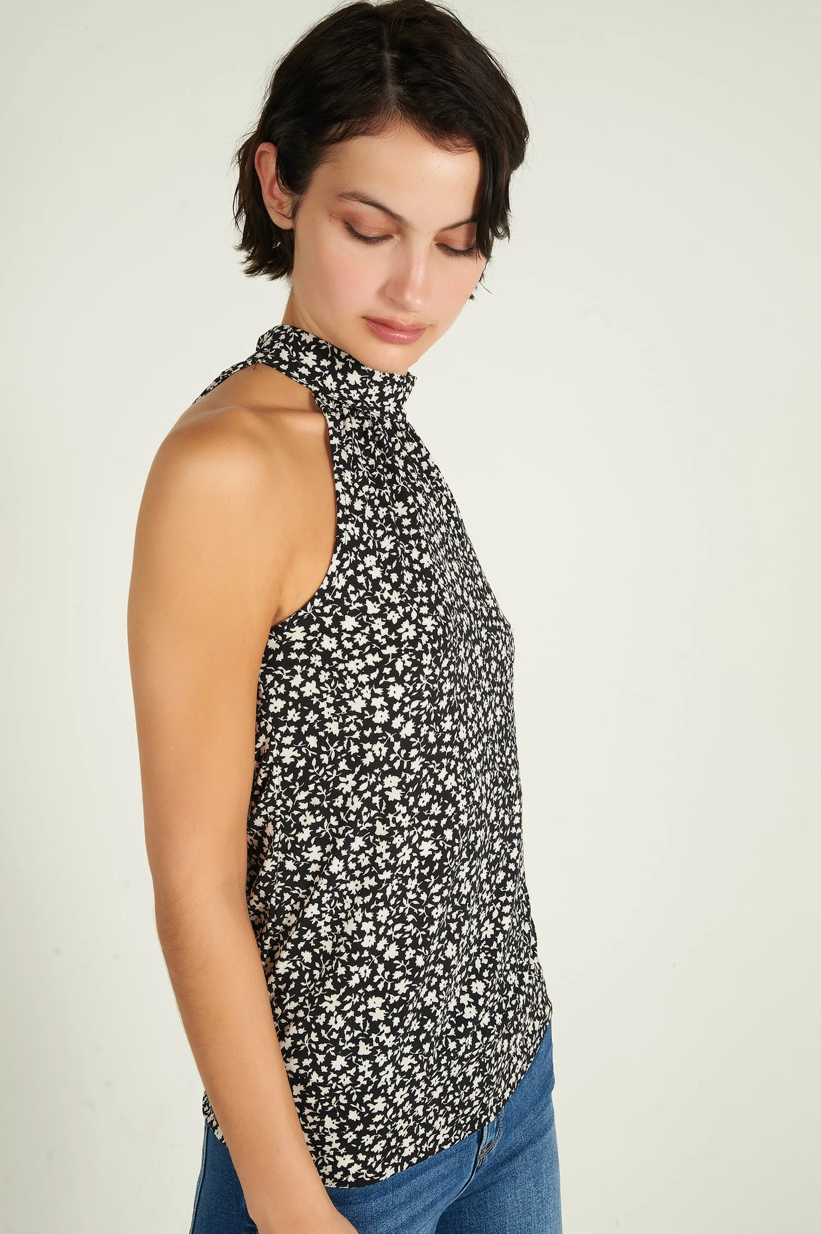 Camisole fleurie à col licou - ESTHER-24 - (R-A10)