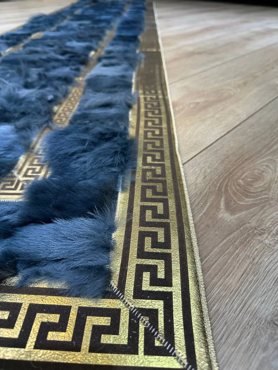 Genuine Handmade Blue Home Decor Runner Rug , Sheepskin Non Slip Rug