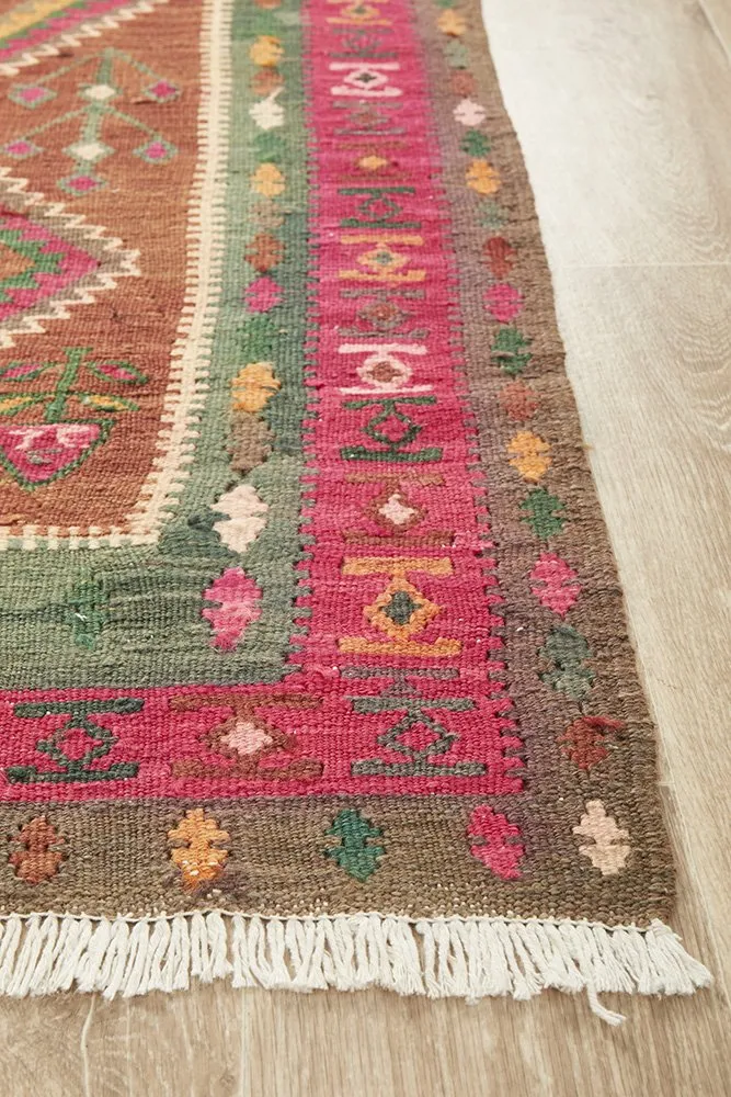 Hand Knotted Persian Kilim Ghazvin 134