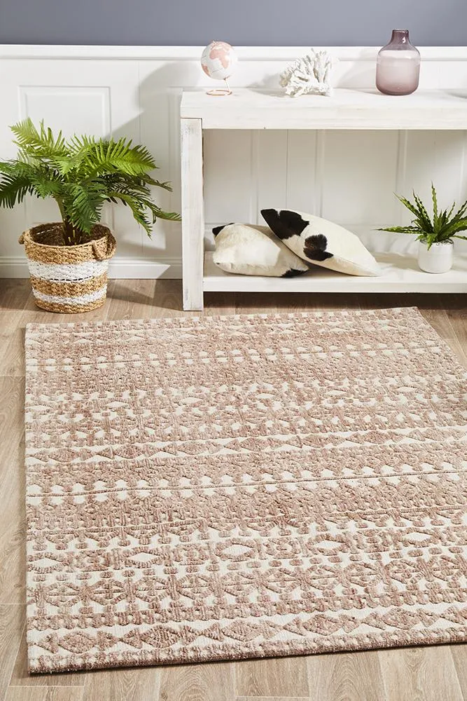 Levi Becca Peach Ivory Rug