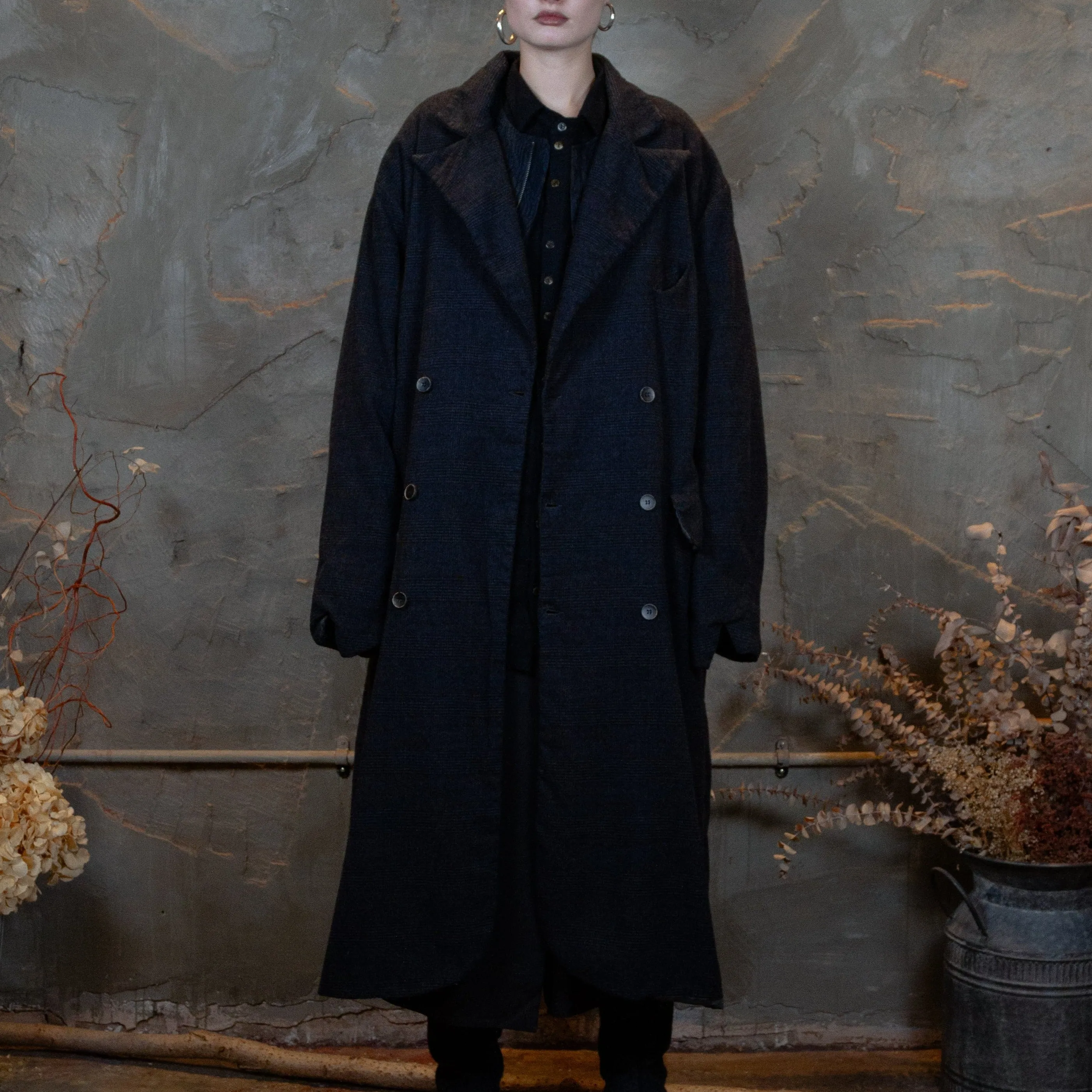 Long irregular lining coat dark grey