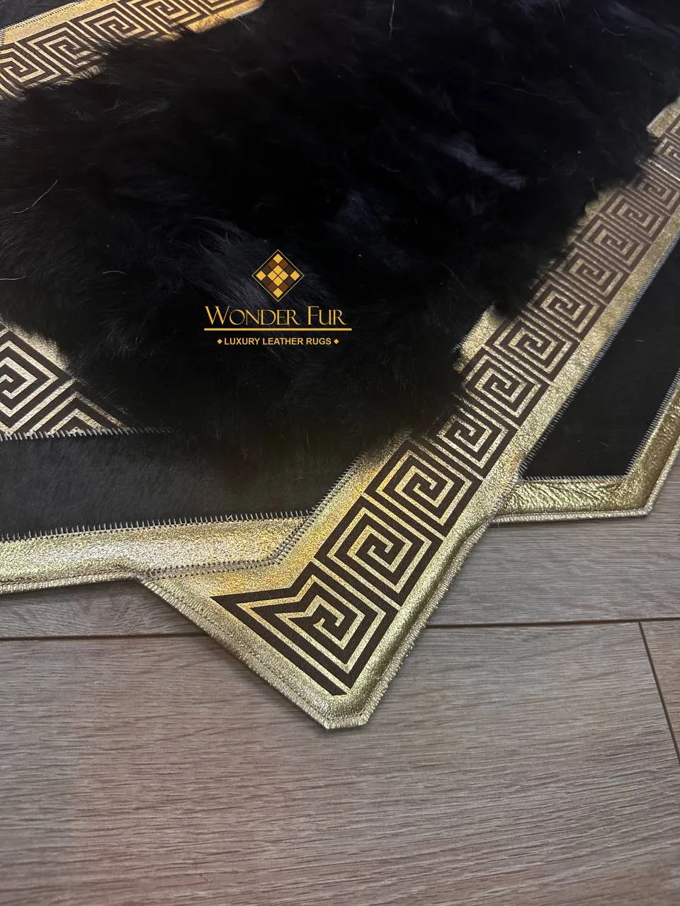 Luxury Handmade Black Natural Sheepskin Runner Rug , Patchwork Carpet