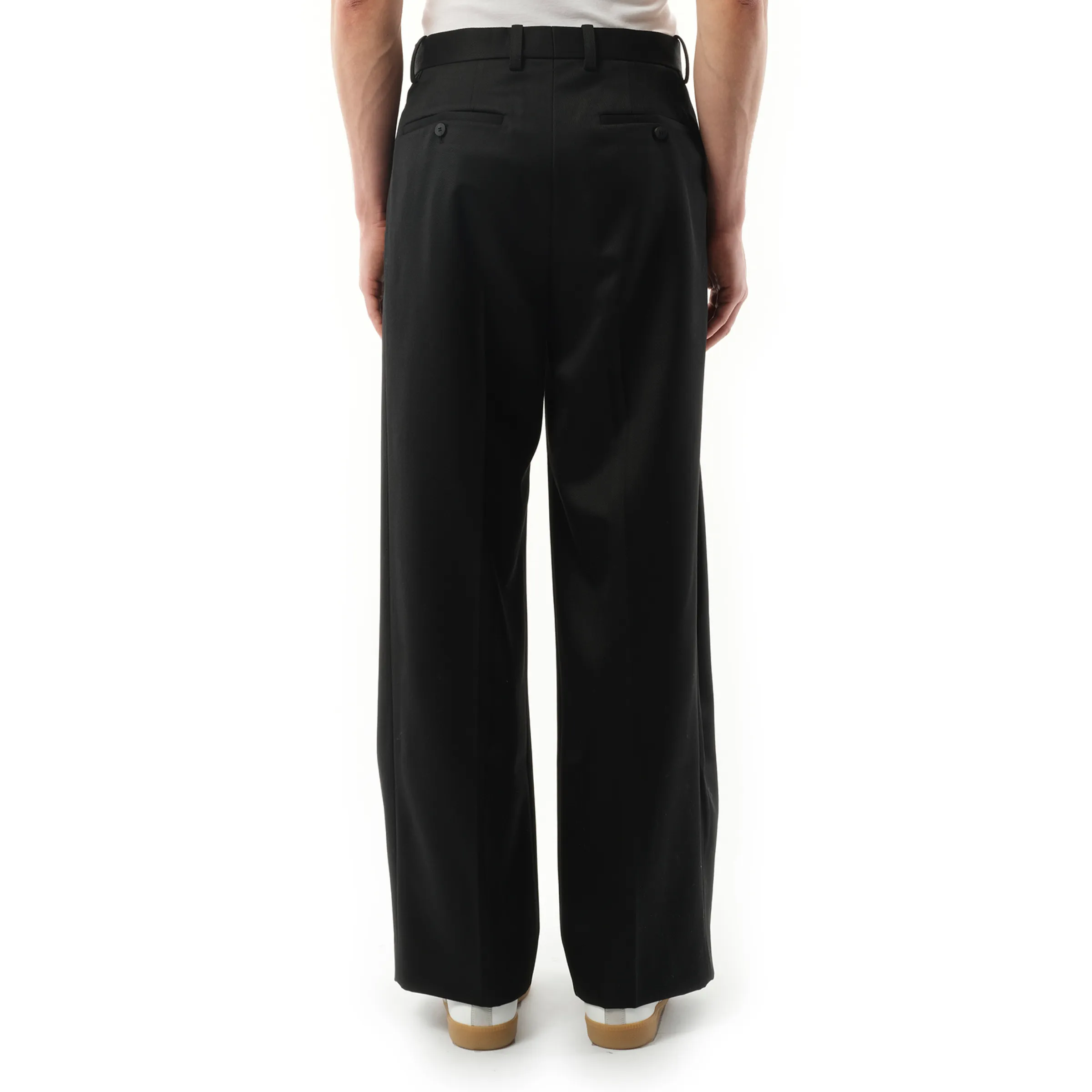 Pleated Relax Pants in Black